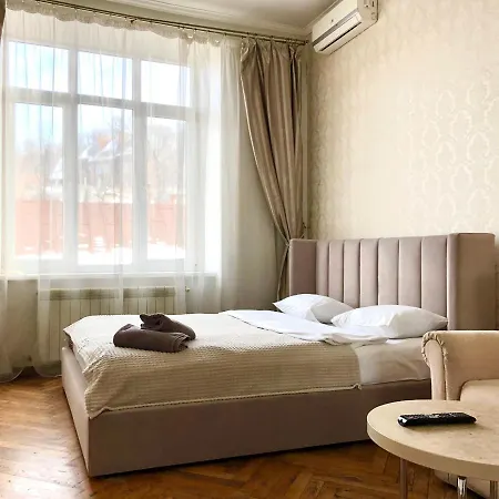 Romantic Apartments - Old Center Lviv Exterior photo