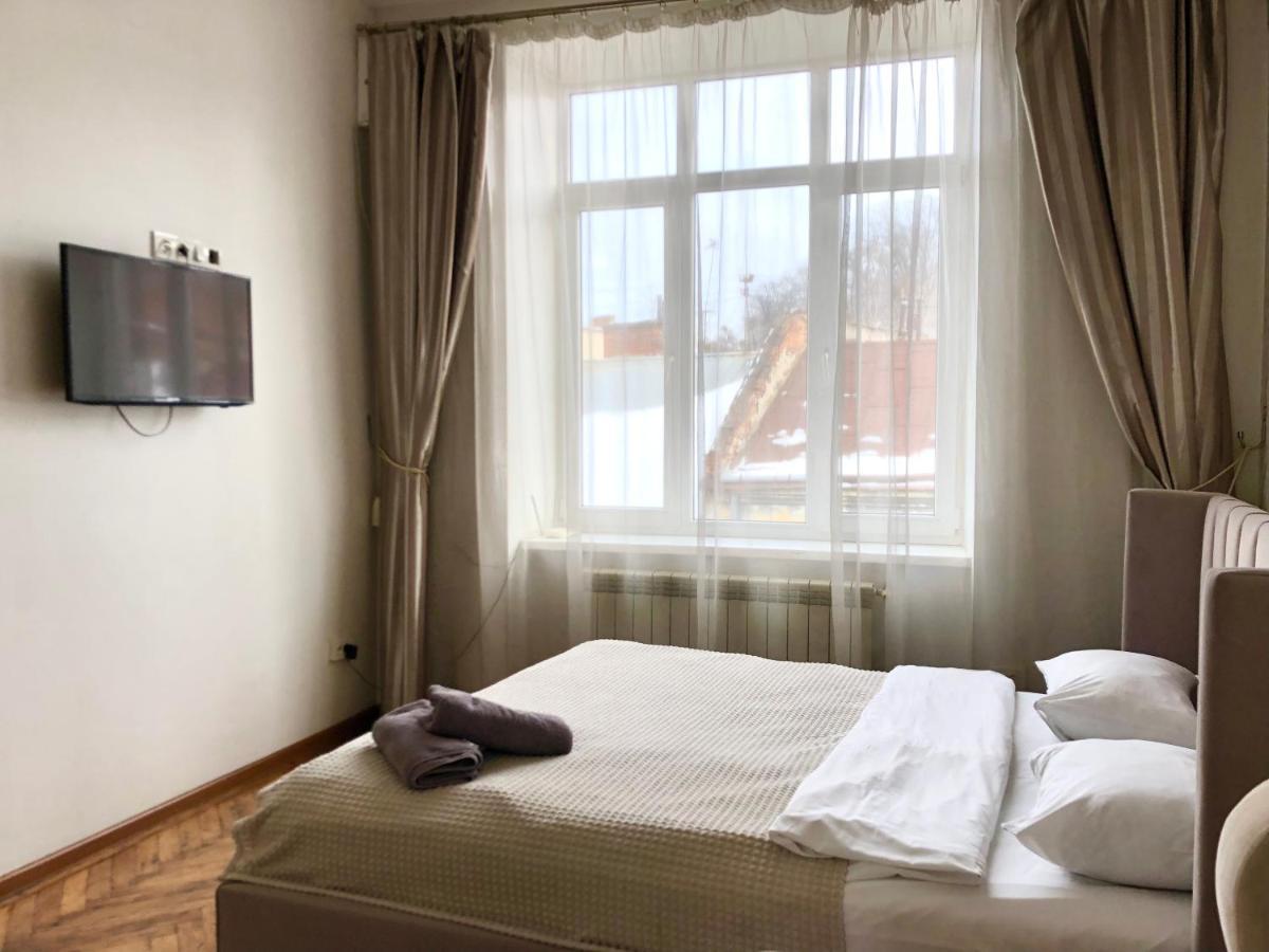 Apartment Romantic - Old Center Lviv