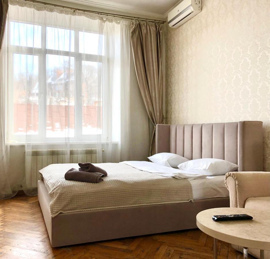 Apartment Romantic - Old Center Lviv